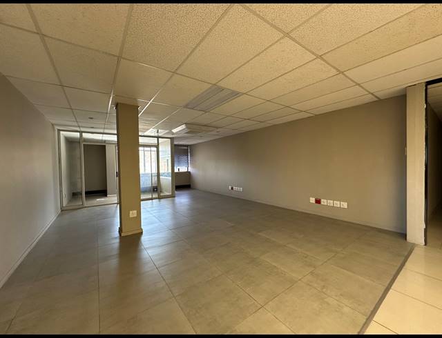 1,760M² OFFICE TO LET IN SANDTON CENTRAL